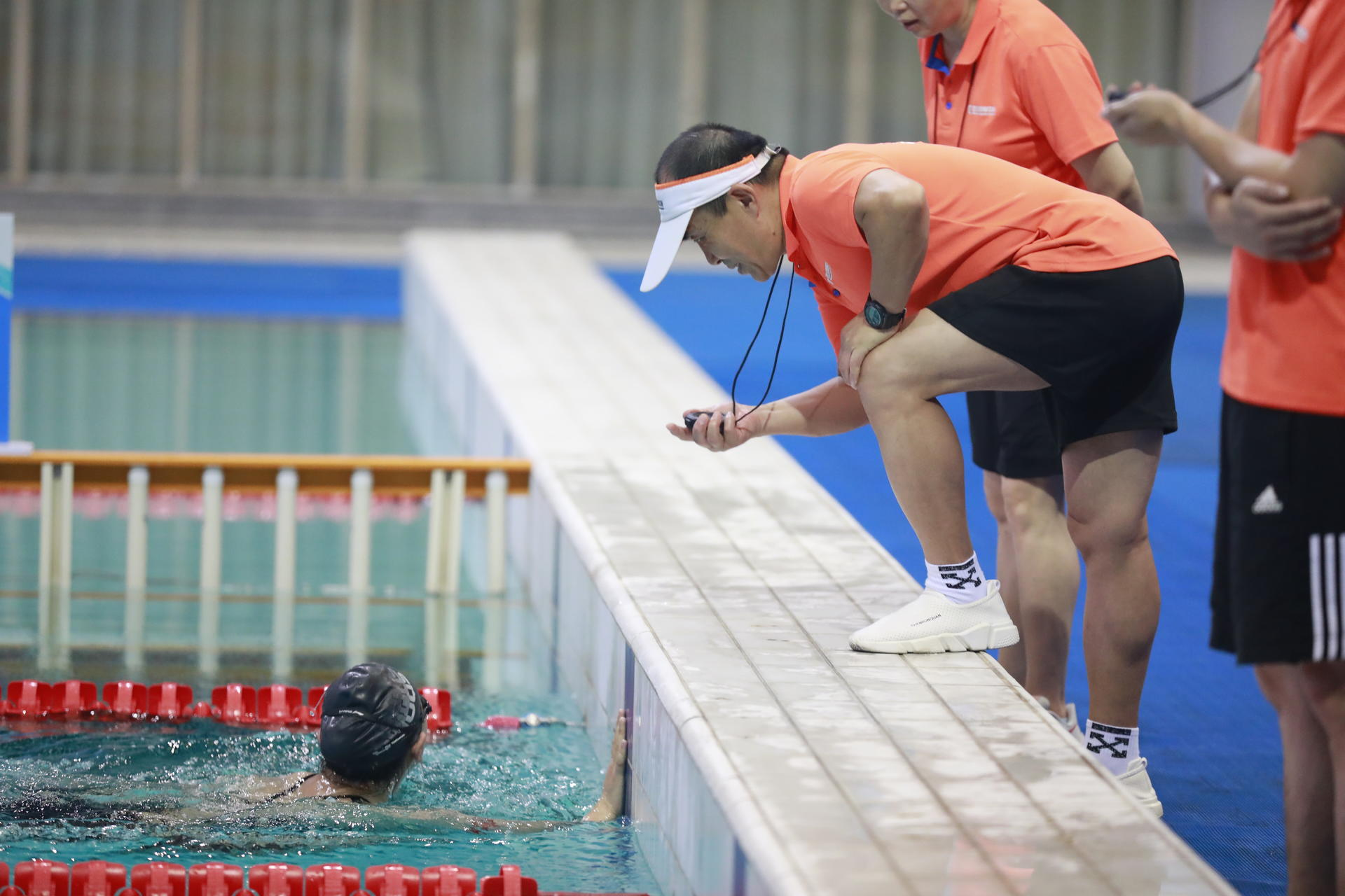 图为参赛选手到达赛道终点 摄影：周沛