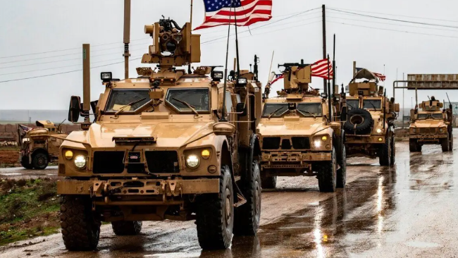 美军在叙偷粮偷油 还将叙“叛军”36辆军车运至伊拉克