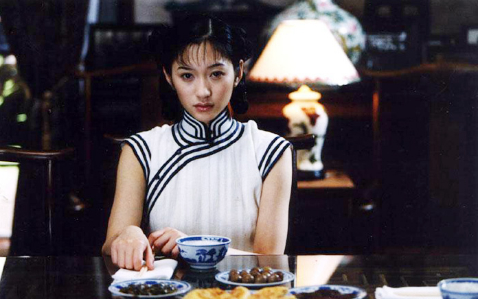 李小冉因出演赵宝刚执导的电视剧《像雾像雨又像风》,被更多人关注。