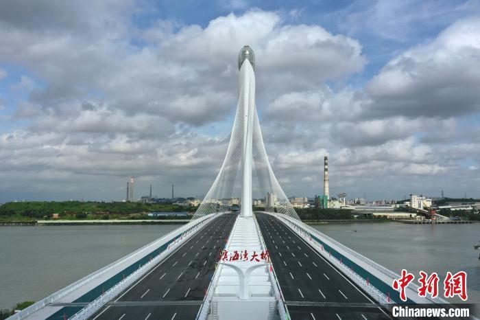 大湾区工程滨海湾大桥正式通车 中铁大桥局供图