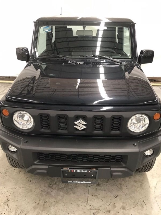 2022款铃木吉姆尼多款颜色仅29万起出售