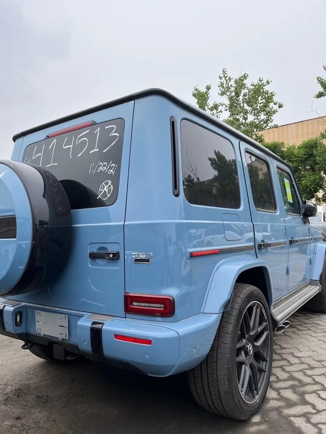 天津港奔驰g63瓷器蓝价格 瓷器蓝真帅_凤凰网汽车_凤凰网