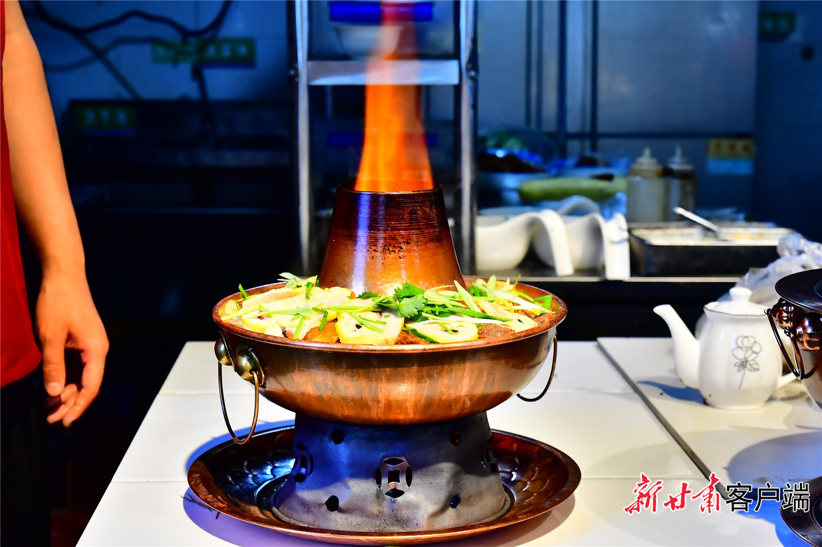 在凉州老街满足你所有的贪吃