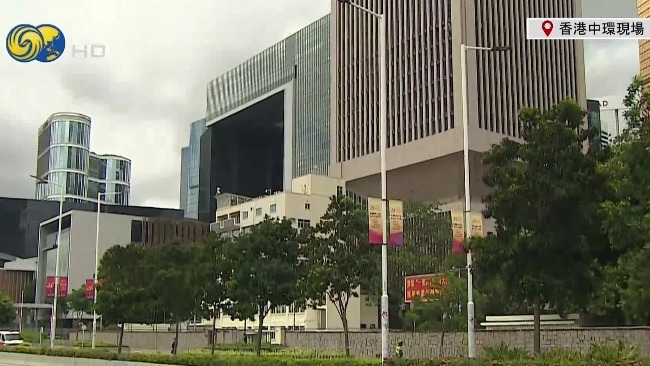 驻港部队维护一国两制 为香港繁荣稳定奠基