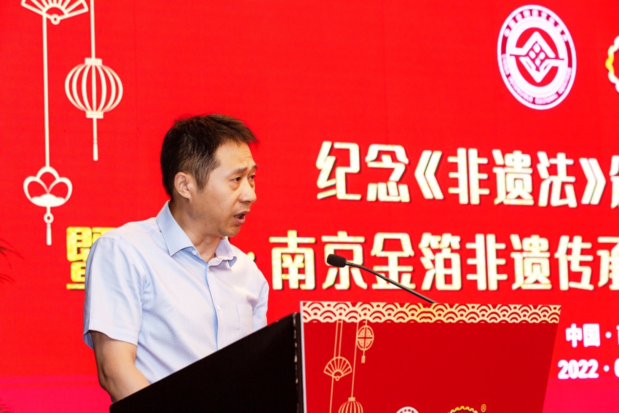 南京轻纺产业(集团)有限公司党委书记,总经理李宝奇