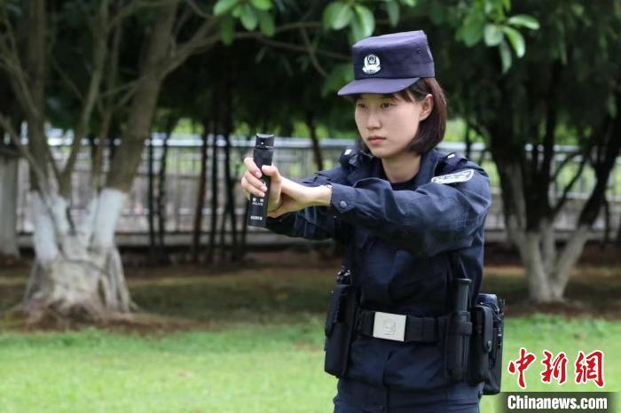 云南女警戍边7年成缉毒战线“铿锵玫瑰”