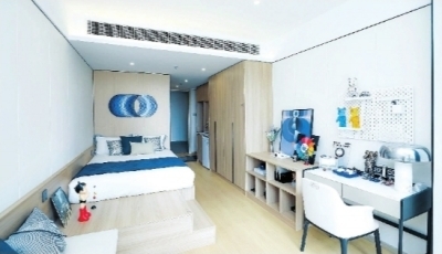 地台式的特色设计受到看房年轻人的一致好评。