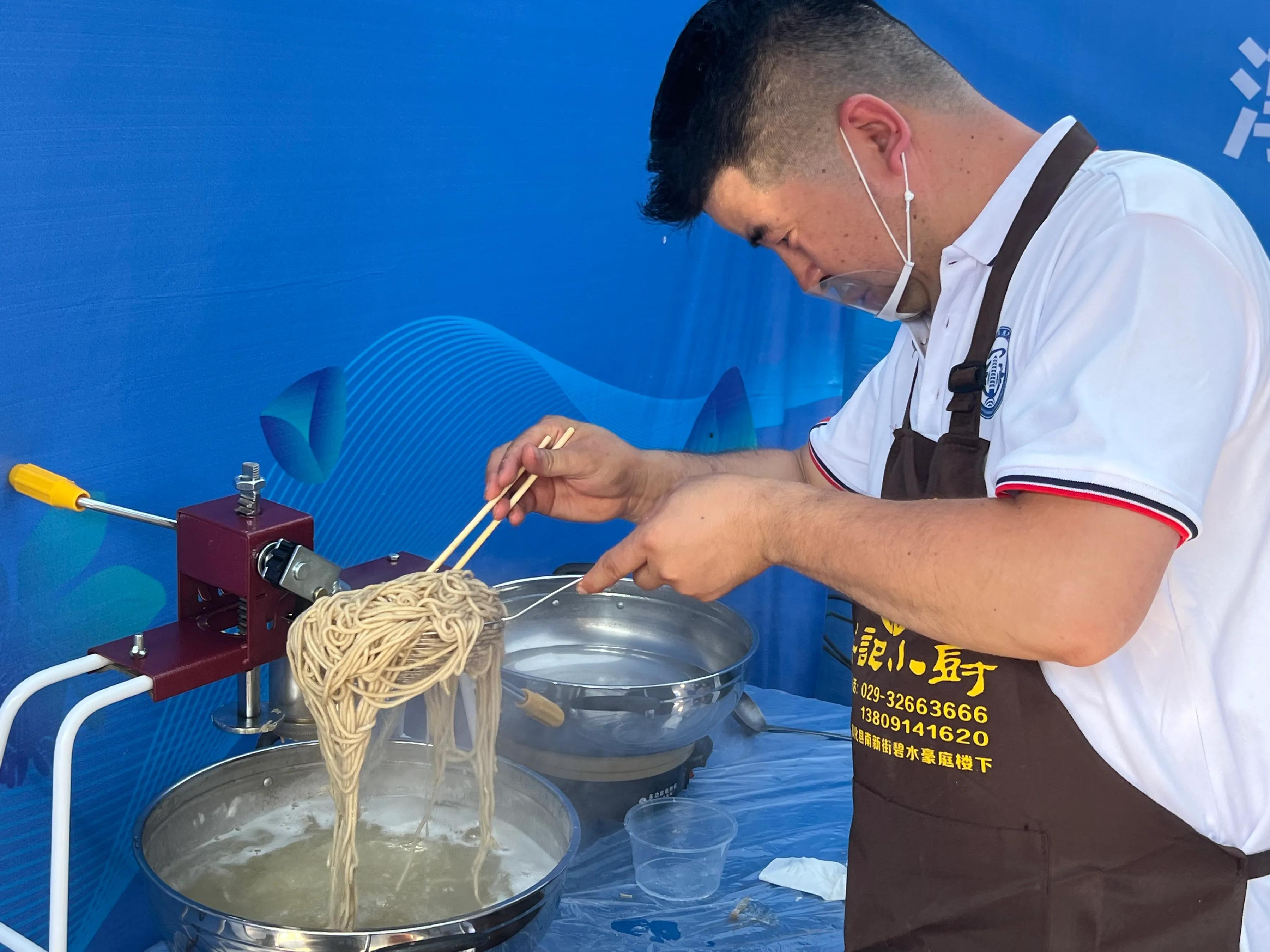 陕西淳化：荞面饸饹文化旅游节人气超旺 美味与颜值“爆表”