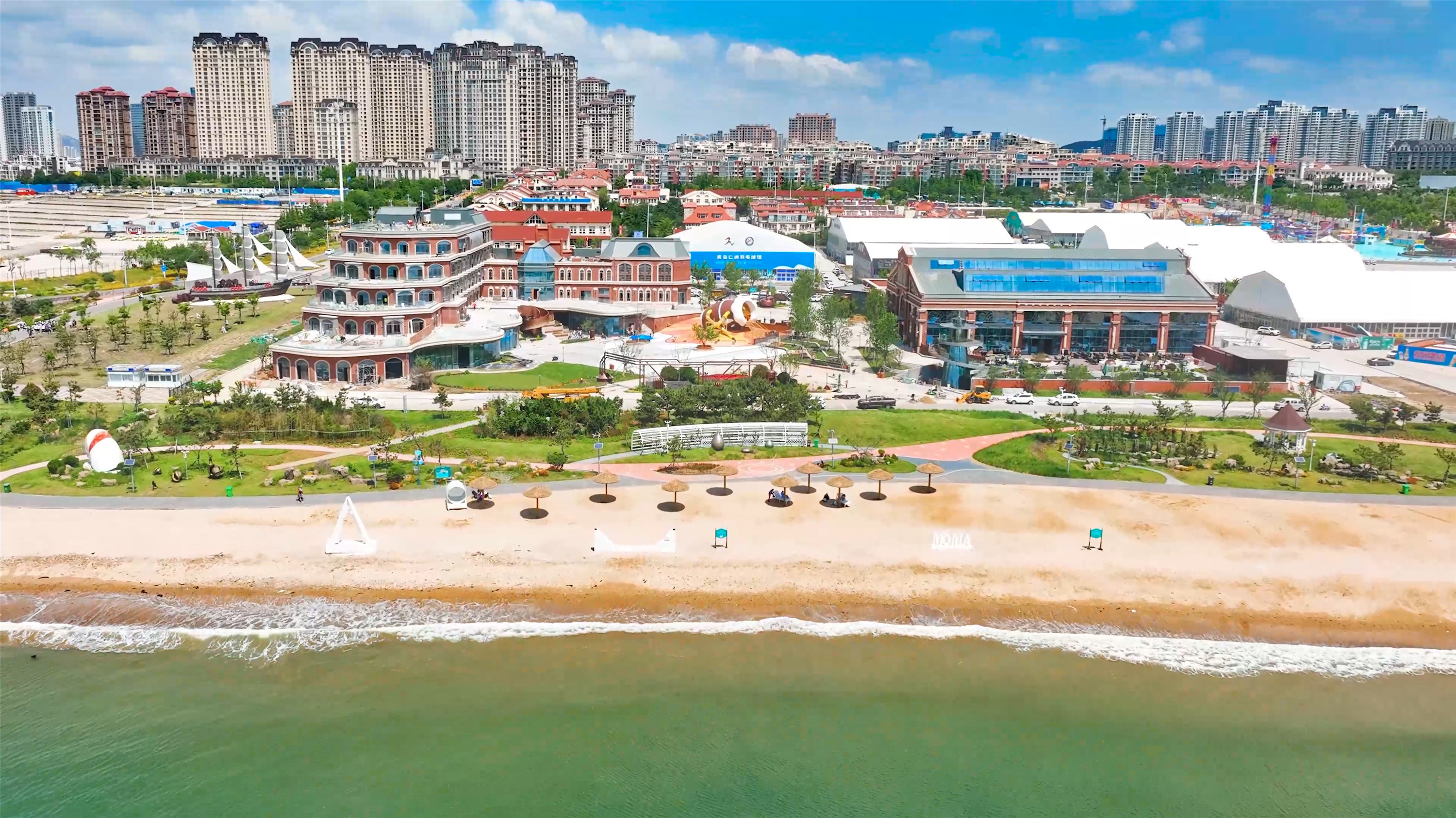 一瓶啤酒“酿出”一座花园|探寻青岛啤酒时光海岸精酿啤酒花园