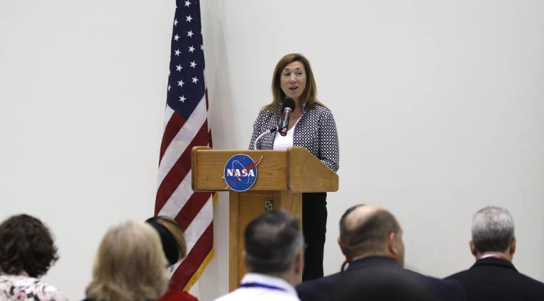 NASA前副局长加弗