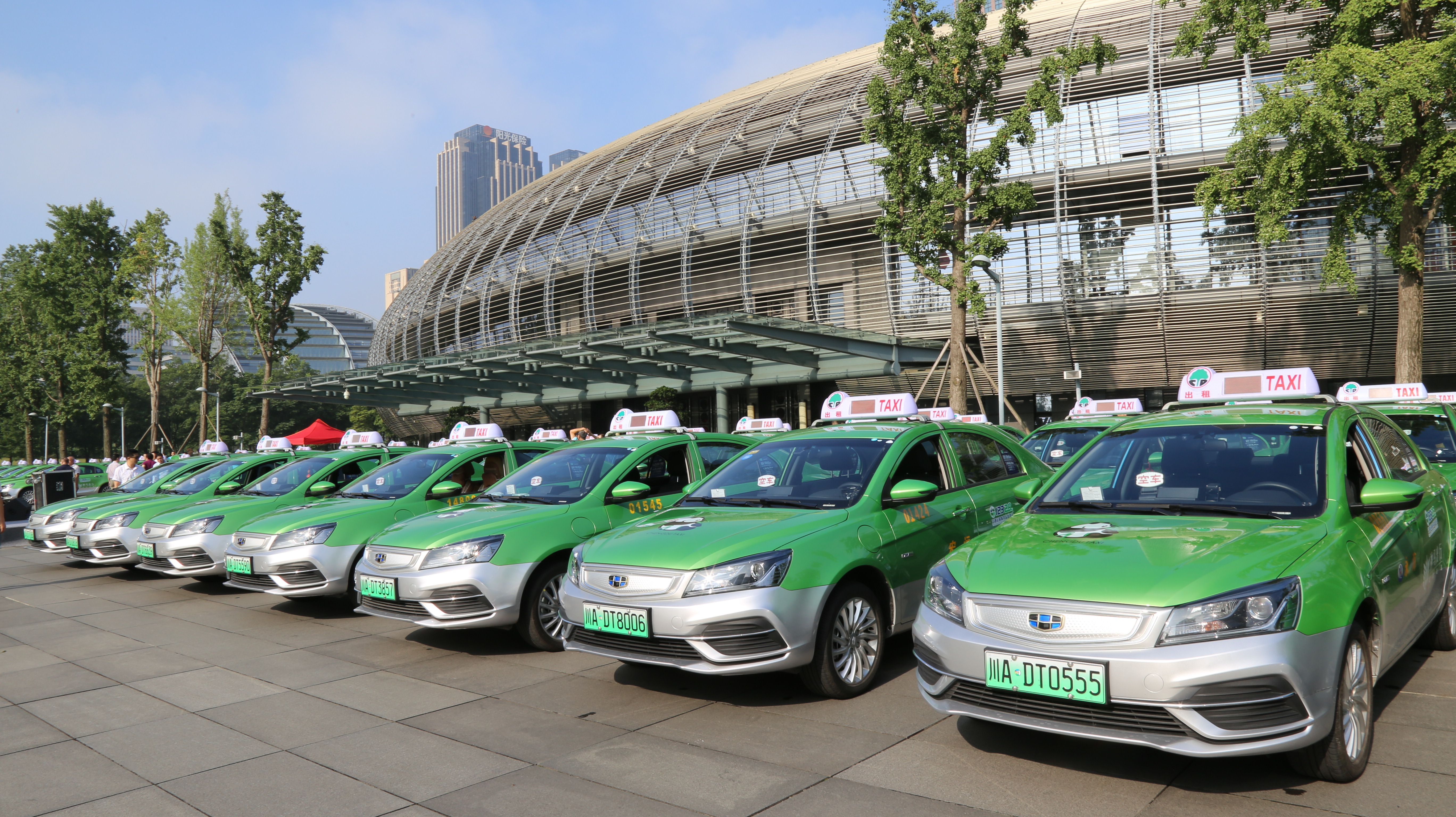 混凝土运输,公务等公共领域车辆电动化,大力推动私人及企业用车等领域