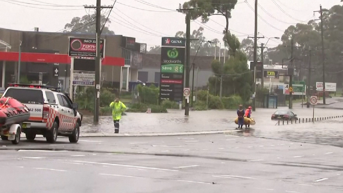 澳大利亚东海岸暴雨暴洪侵袭 数千人紧急撤离