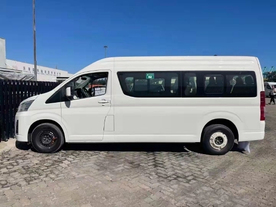 2021款丰田海狮gl七座商务车白色售42万