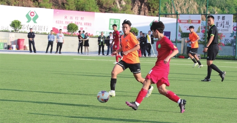 2021年全国“体校杯”足球赛在于都县青少年体育后备人才训练基地举行