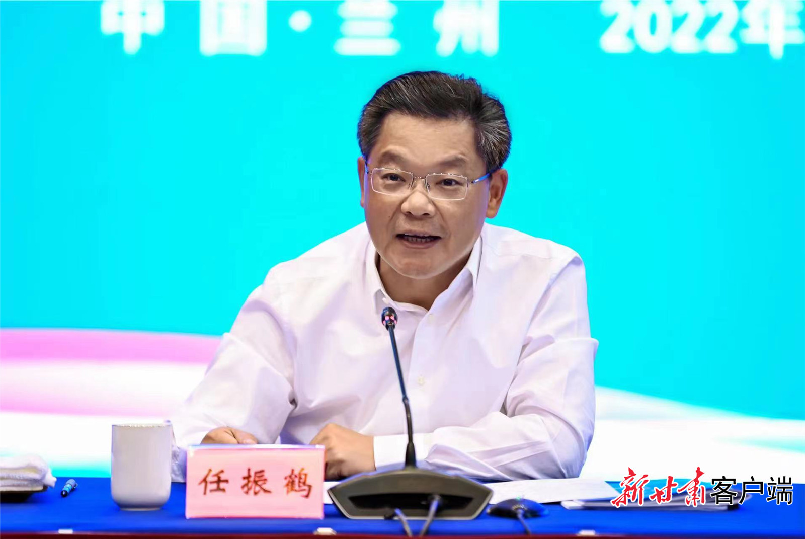 7月8日,第二十八届兰洽会陇商座谈会在兰州举行,省委副书记、省长任振鹤出席并讲话。新甘肃·甘肃日报记者 盛学卿