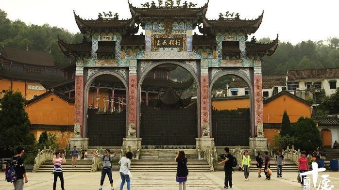 入寺院的那道门,到底是三门还是山门_凤凰网