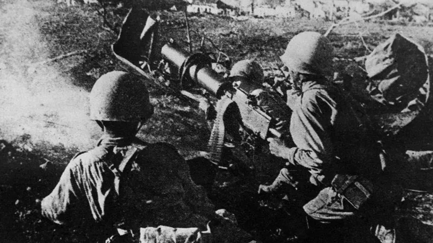 1936年傅作义取得绥远抗战的胜利，极大鼓舞了中国人民的抗日热情