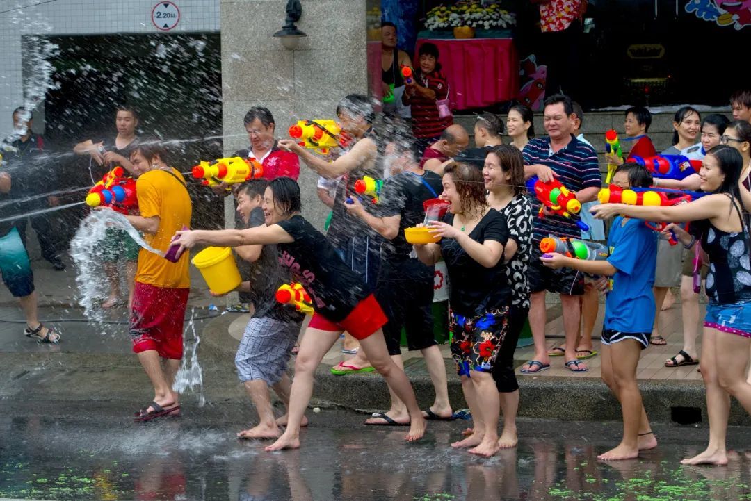 泼水节/受访者供图
