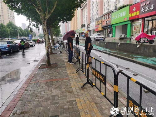 瑞兴路便道施工。崔薇/供图