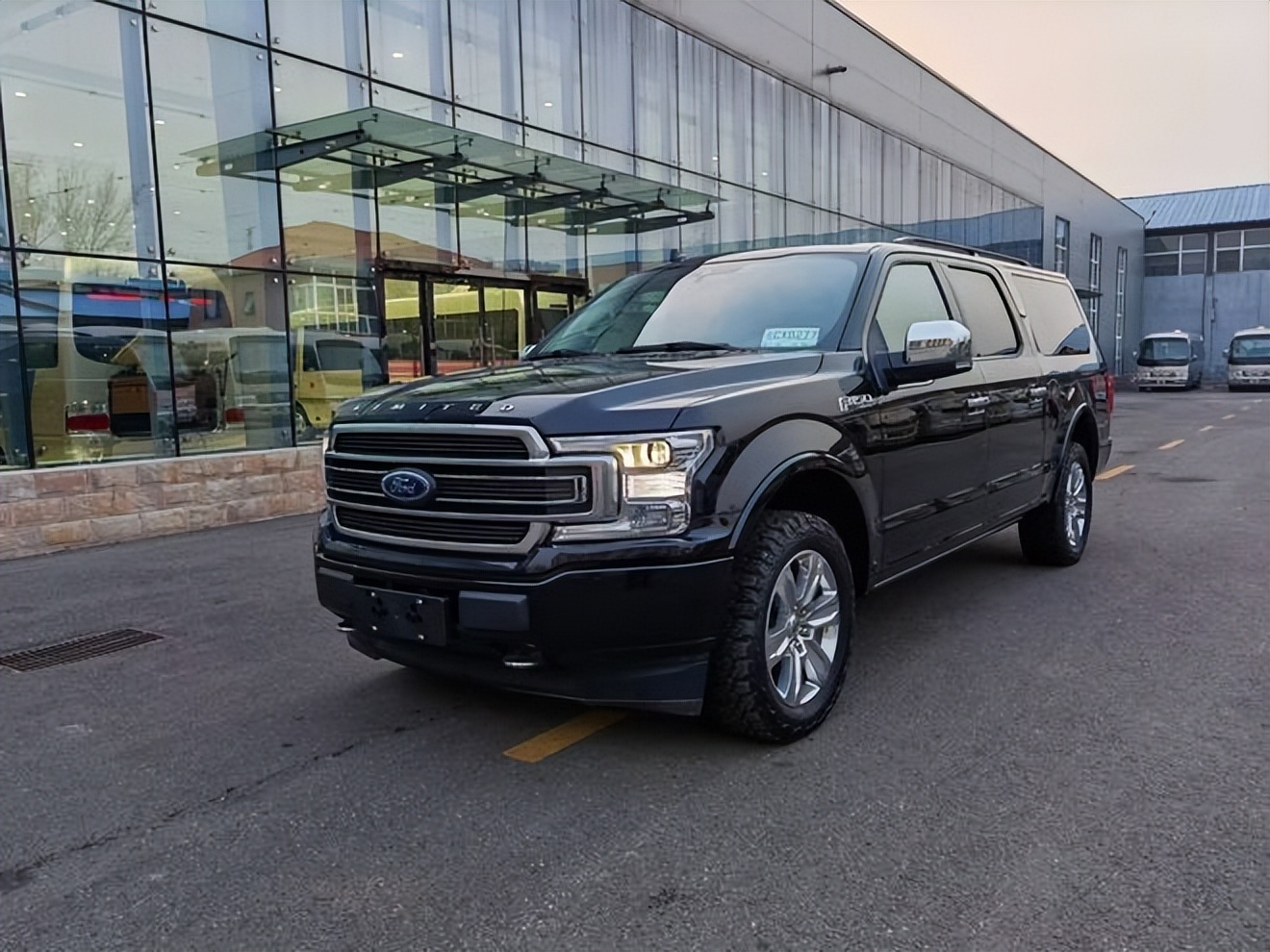 福特勇猛者平顶现车在售,现车实拍解读,欢迎來店选购