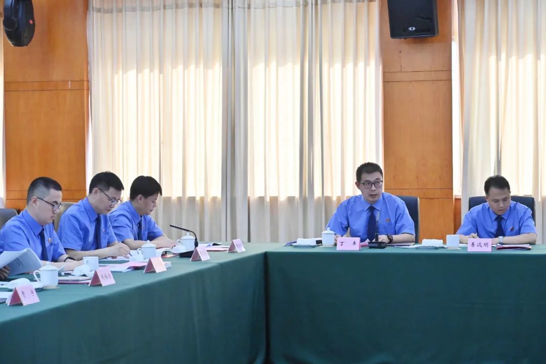 温州市洞头区检察院、丽水市庆元县检察院、丽水市遂昌县检察院、温州市龙湾区检察院检察长分别汇报了脱薄争先、巩固脱薄成果、结对共建等工作。