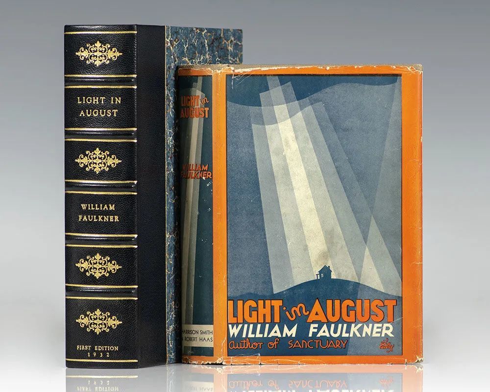 《八月之光》英文首版。