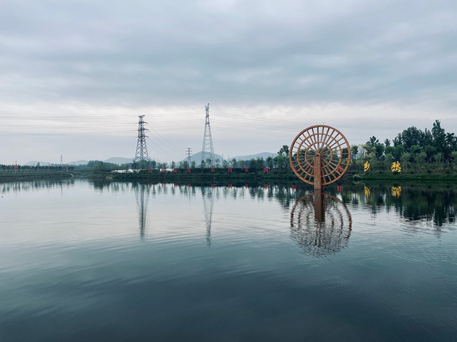 0923ab1f5b66e8540361b58d7ad8bb3