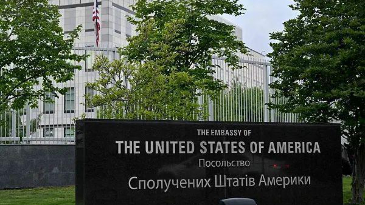 美国大使馆呼吁<em>美国公民</em>立即离开乌克兰