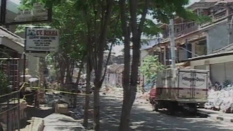 2002年巴厘岛恐袭后，印尼政府表示该事件与极端组织“伊斯兰祈祷团”有关