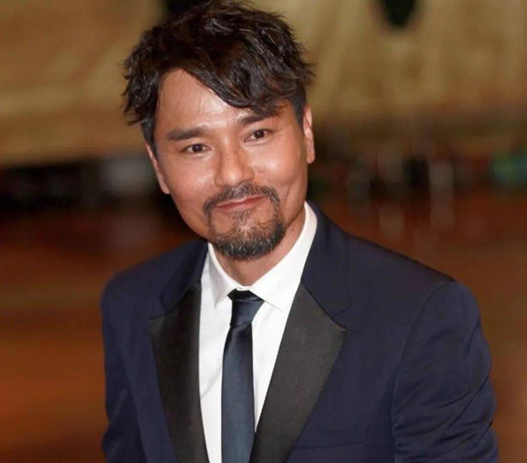 林家栋受伤,凭什么上热搜?__凤凰网