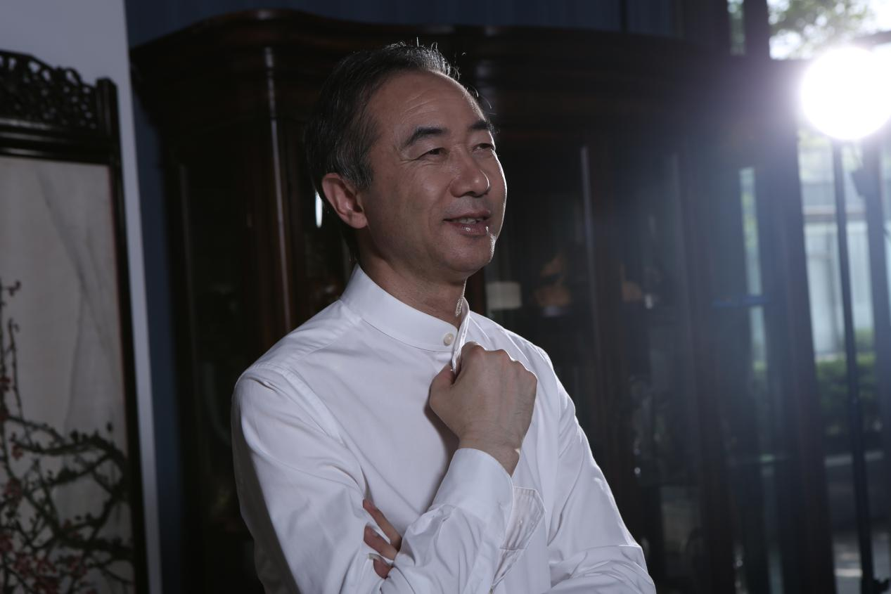 “国礼大师”李加林跨界推新作 《兰亭序》茶桌续写“织锦传奇”