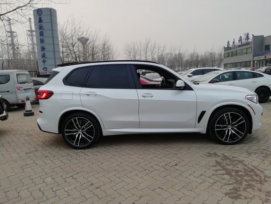 22款宝马x5加版 m运动大豪华 86万现车_凤凰网汽车_凤凰网