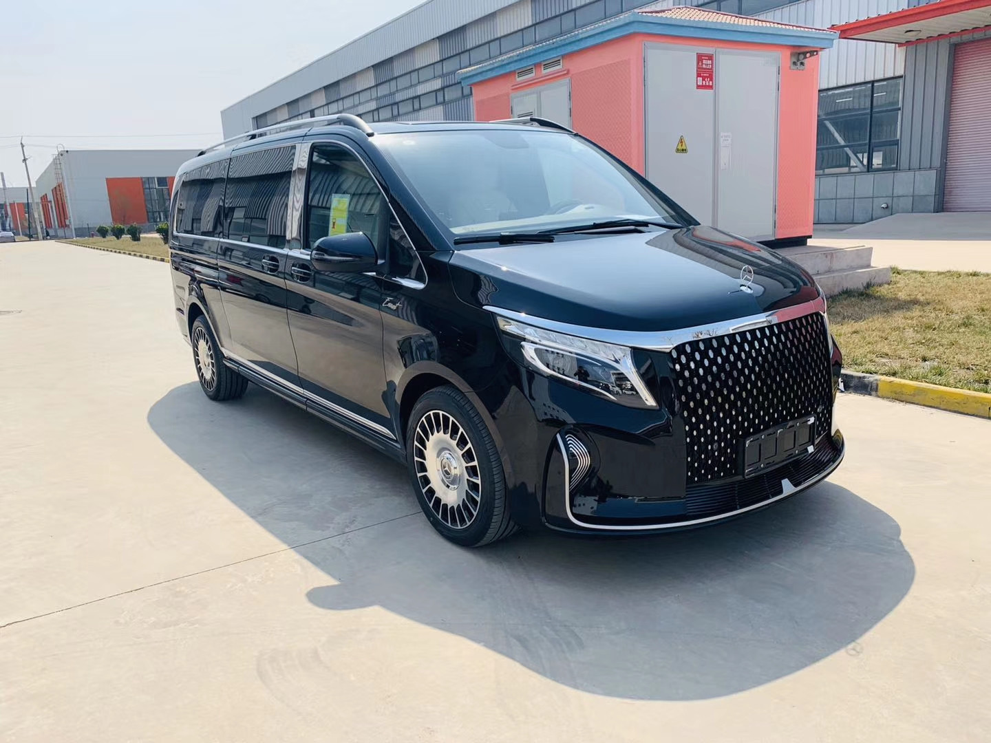 奔驰v260级圣母峰凯旋版哪都是焦点