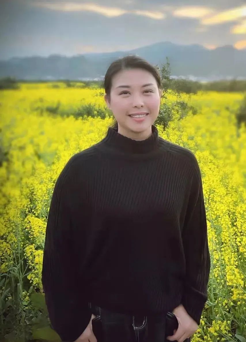 "青年党员读党刊"活动协办单位溆浦县融媒体中心提供,朗读者:郑丽萍