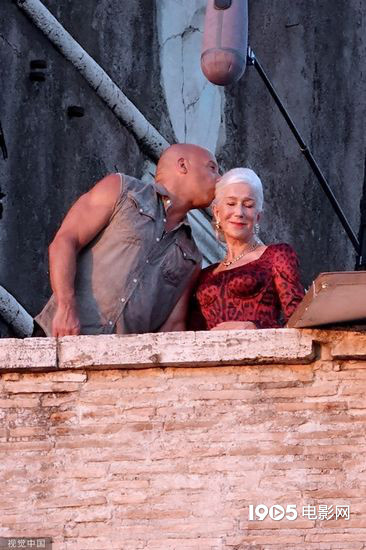 范&middot;迪塞尔亲吻海伦&middot;米伦