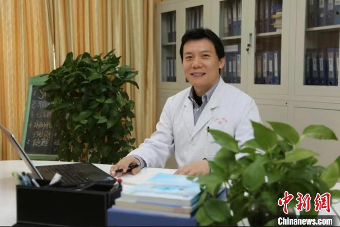 岐黄学者王金贵谈“大暑节气与养生”