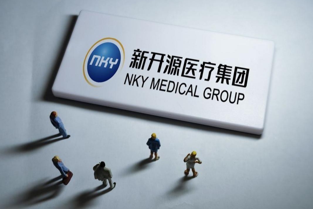 pvp竞技：魔域sf发布网提供了多种pvp竞技场，玩家们可以与其他玩家切磋技艺，争夺荣誉。