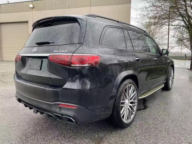 21款奔驰gls63驾驶感尽显豪华