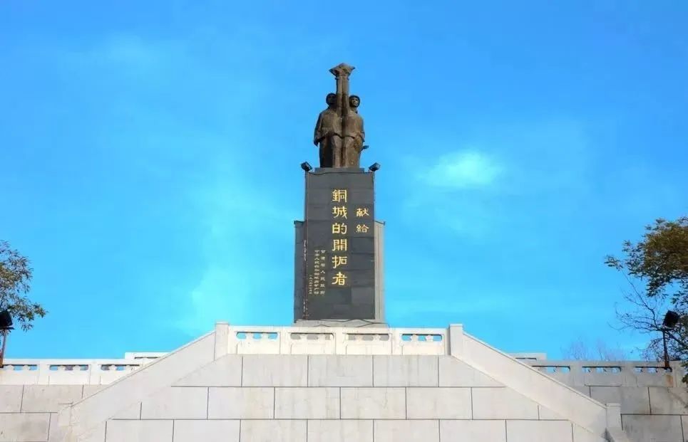 白银：一块黄河浸润的土地 一座金属锻造的城市