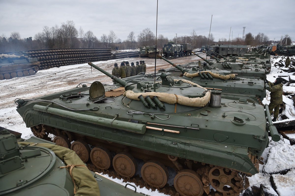 塔曼师的摩托化步兵及其装备的BMP步兵战车