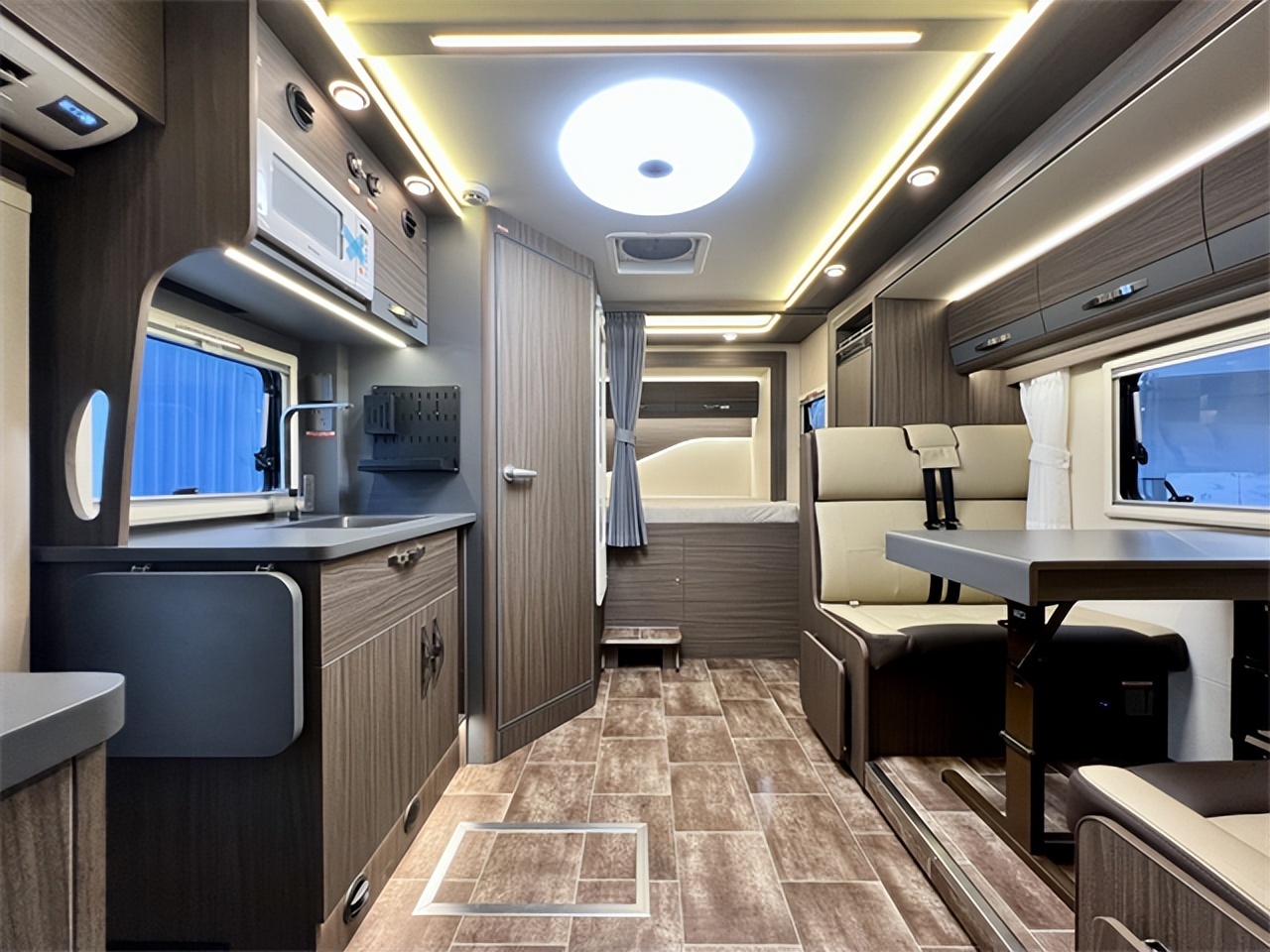 房车网站建设方案策划_(房车网站,哪个比较好?