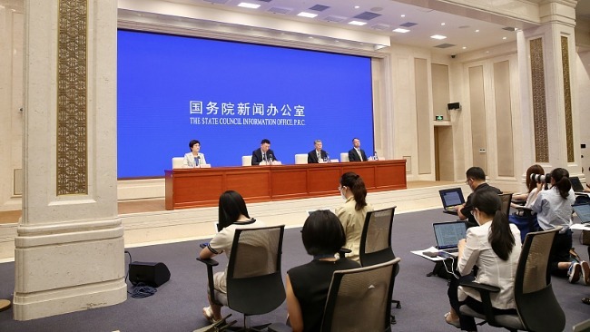 村镇银行和烂尾楼事件处理情况如何？银保监会最新回应