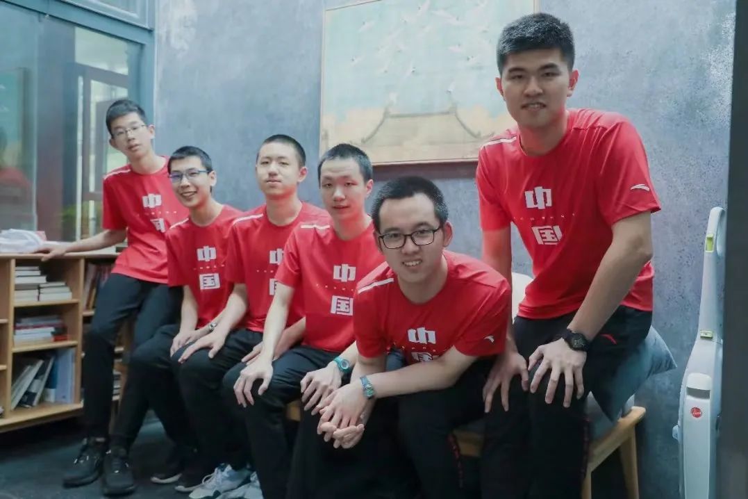 中国队队员合影