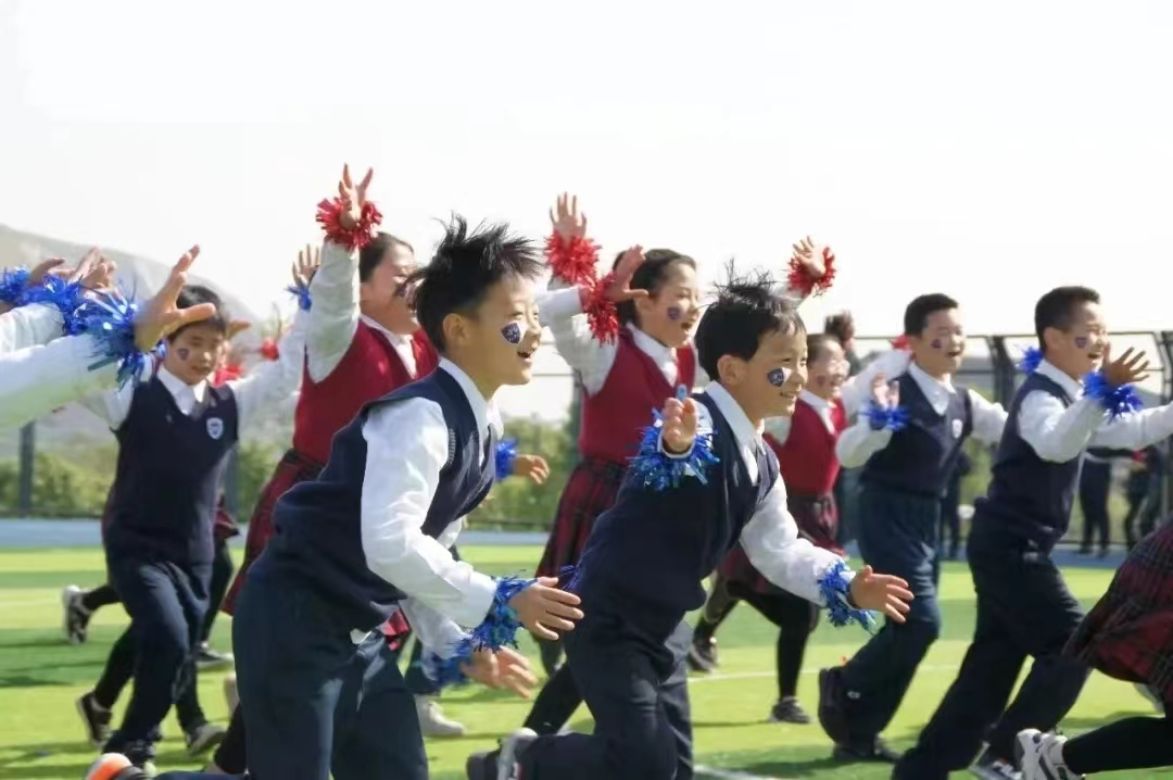 北外附属凤凰外国语学校小学正在招生