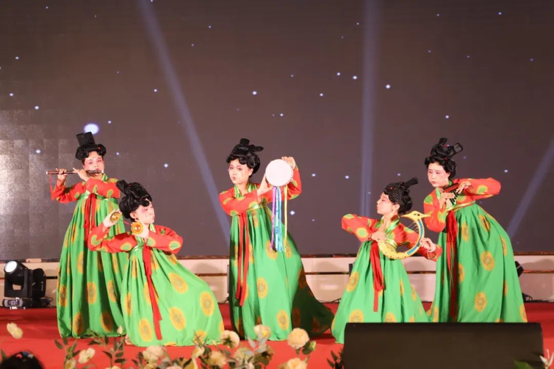 唐宫夜宴舞蹈表演