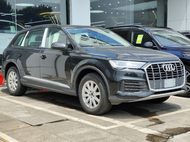 2022款奥迪q7国六现车起售价低至53万