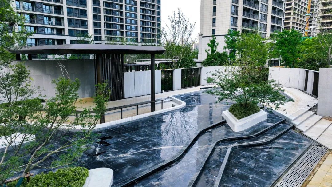 美的·天誉施工进度首次线上直播,见证蓝图初绘就!