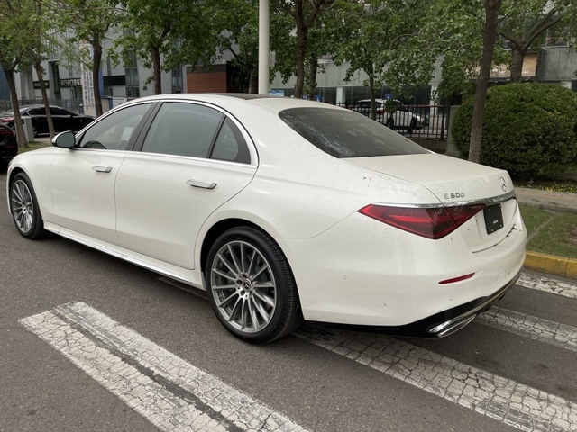 22款奔驰s500现车白色颜值更高现车特价_凤凰网汽车_凤凰网