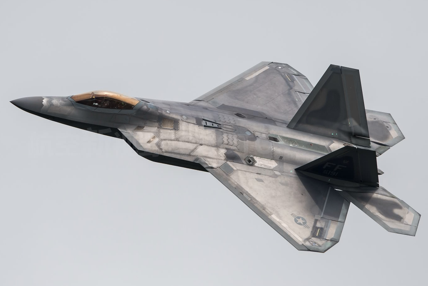 美军6架f22首次现身波兰俄专家给俄军带来许多问题