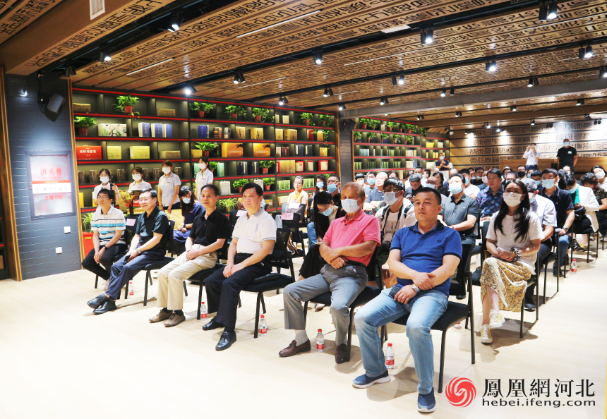 首届“石家庄书城杯”石家庄市图书文创设计大赛现场